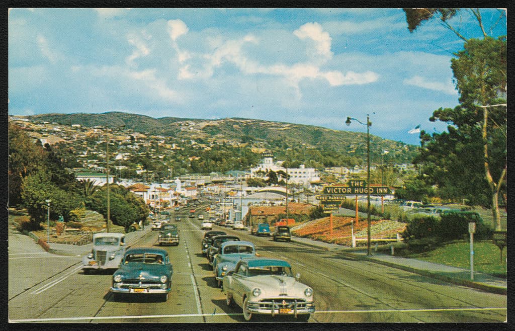 A bright California postcard sells the annual Festival of Arts and seaside creative life.